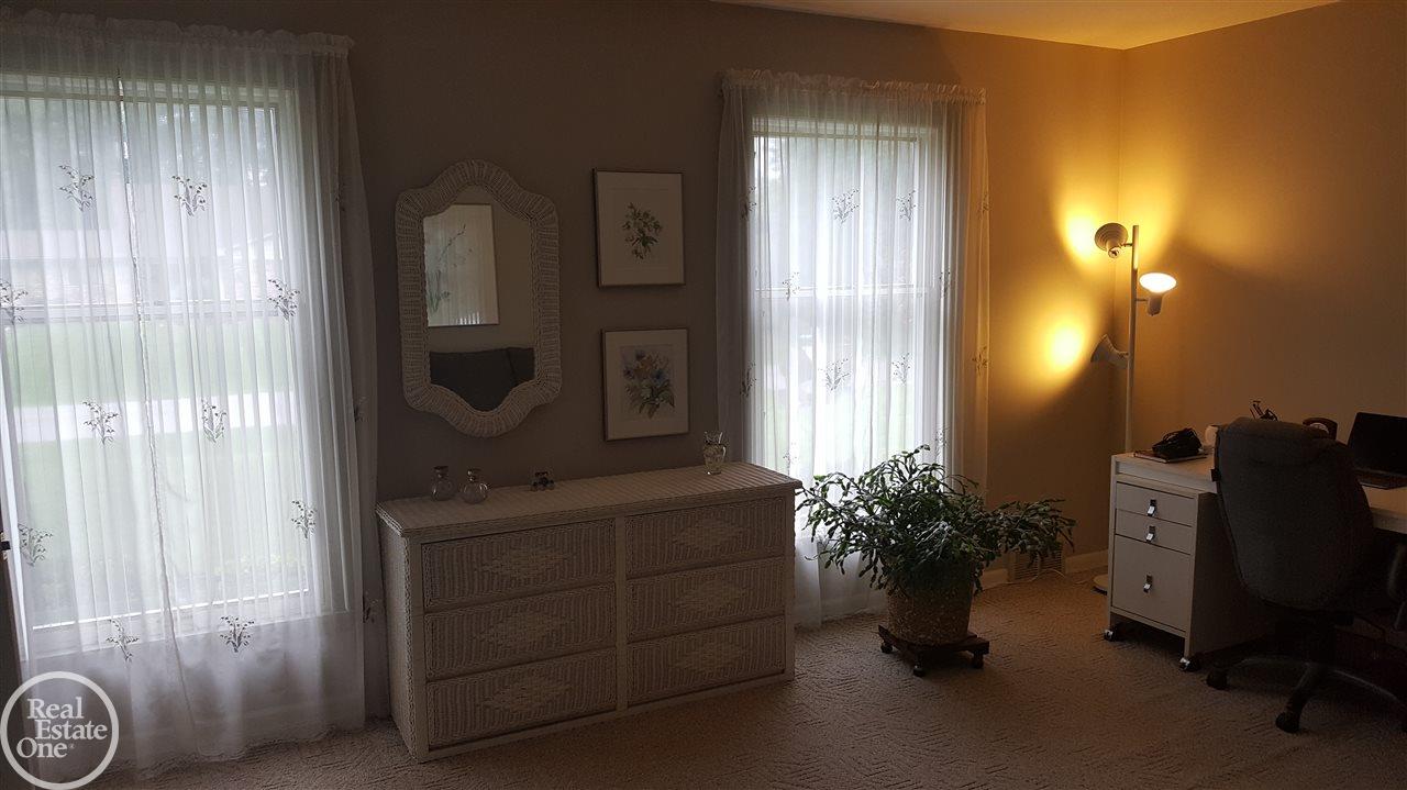 778 Leinster Road Rochester Hills, MI 48309 - Photo 24 of 33