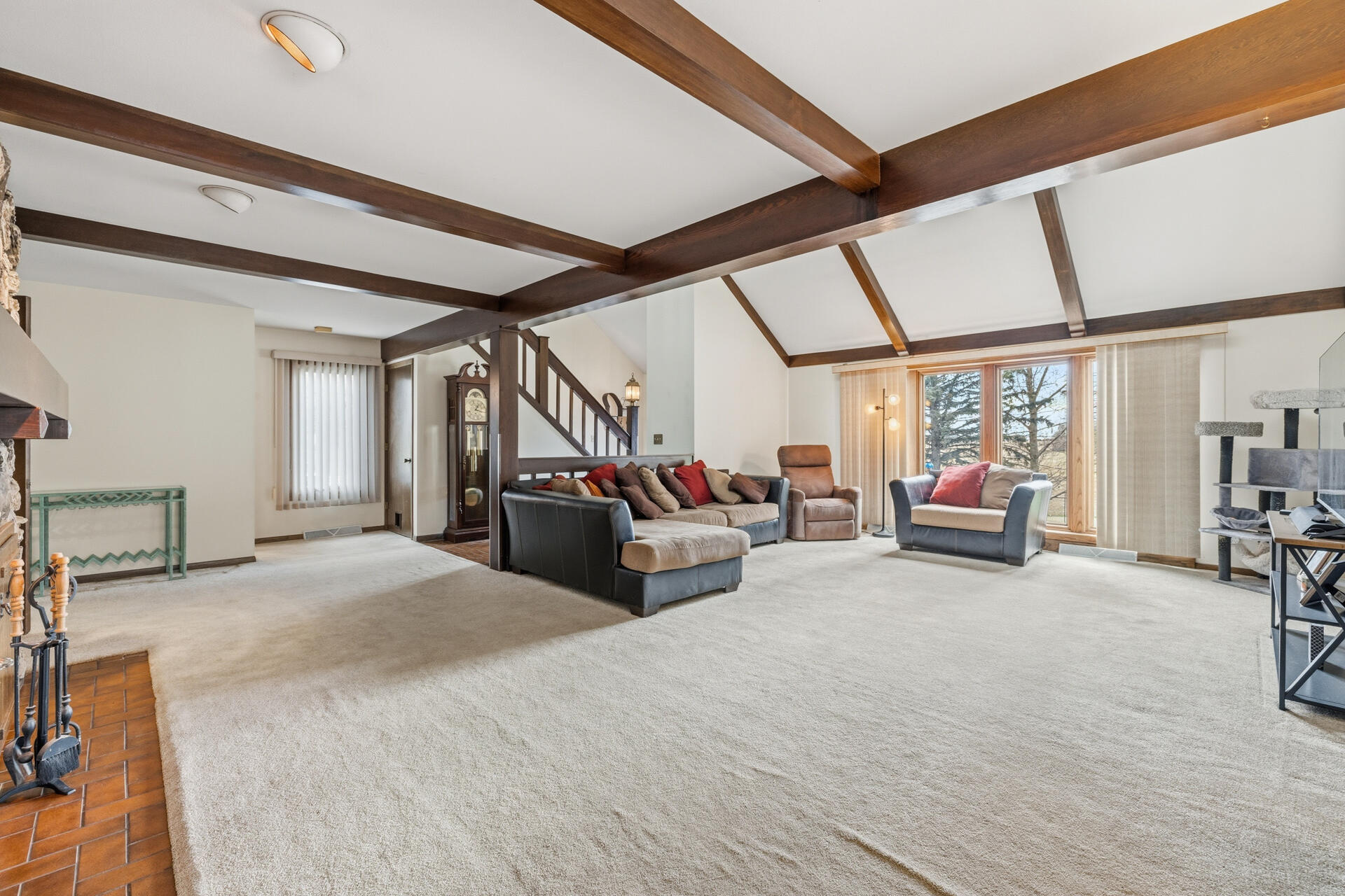 7224 Maple Lane Hartford, WI 53027 - Photo 12 of 44 Living Room