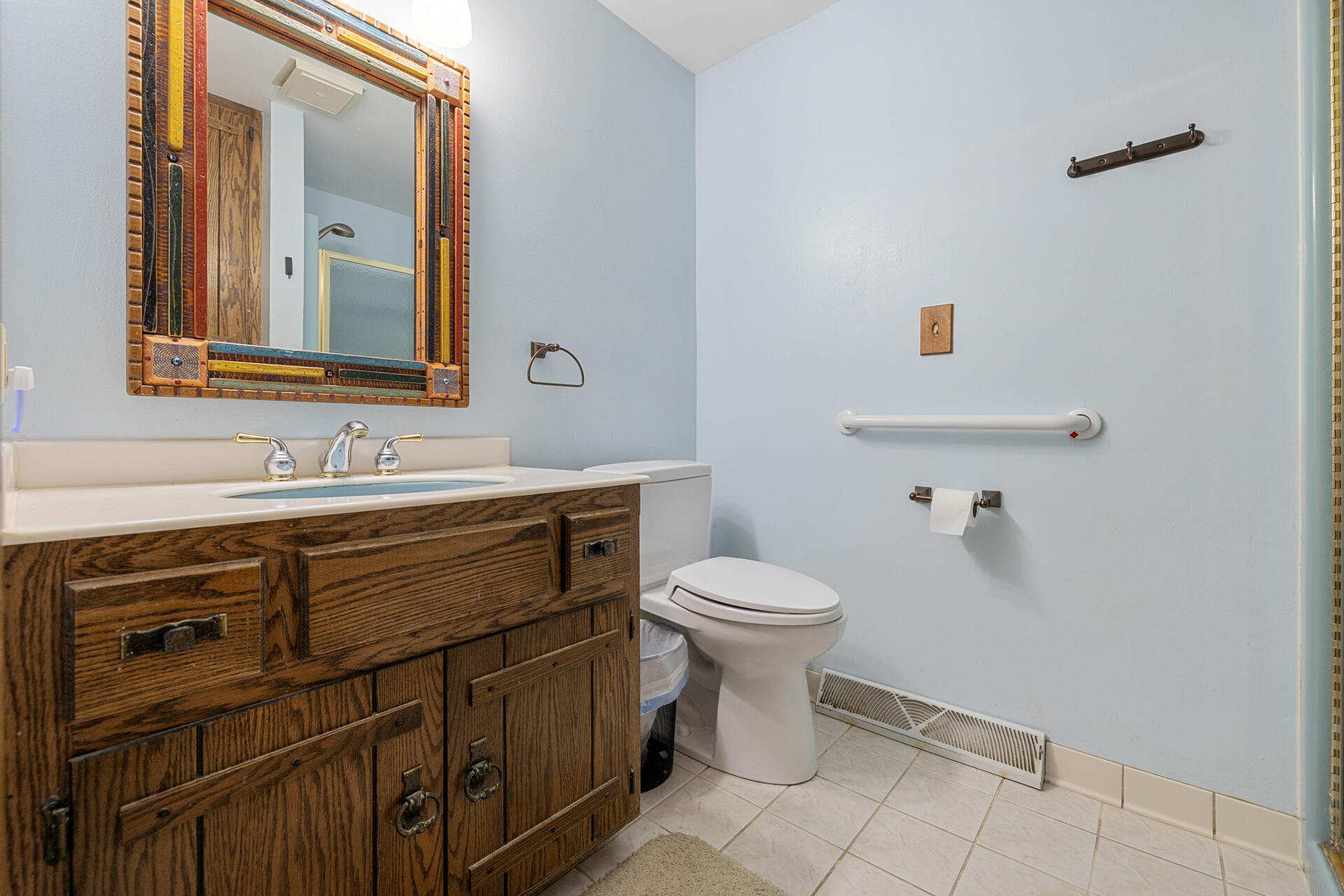 7224 Maple Lane Hartford, WI 53027 - Photo 25 of 44 Bathroom