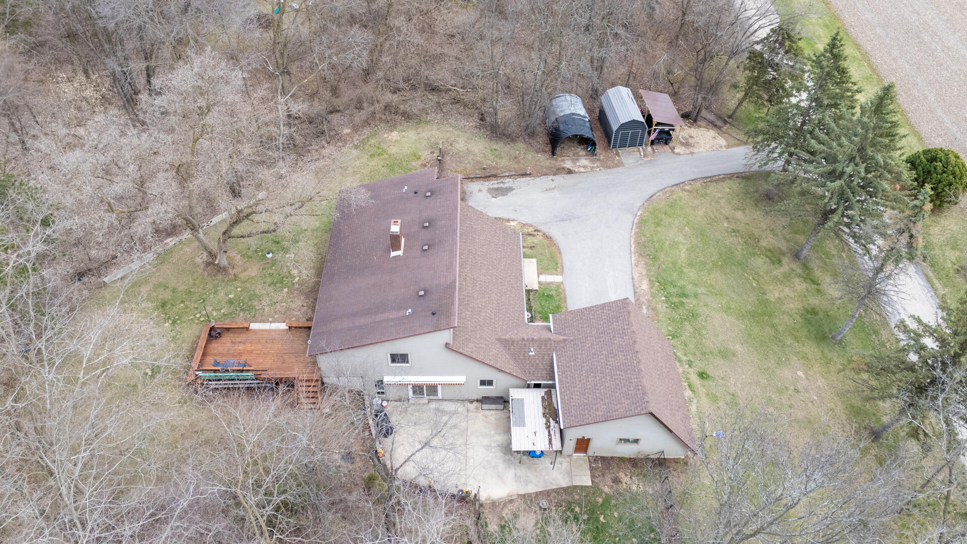 7224 Maple Lane Hartford, WI 53027 - Photo 34 of 44 Welcome Home!