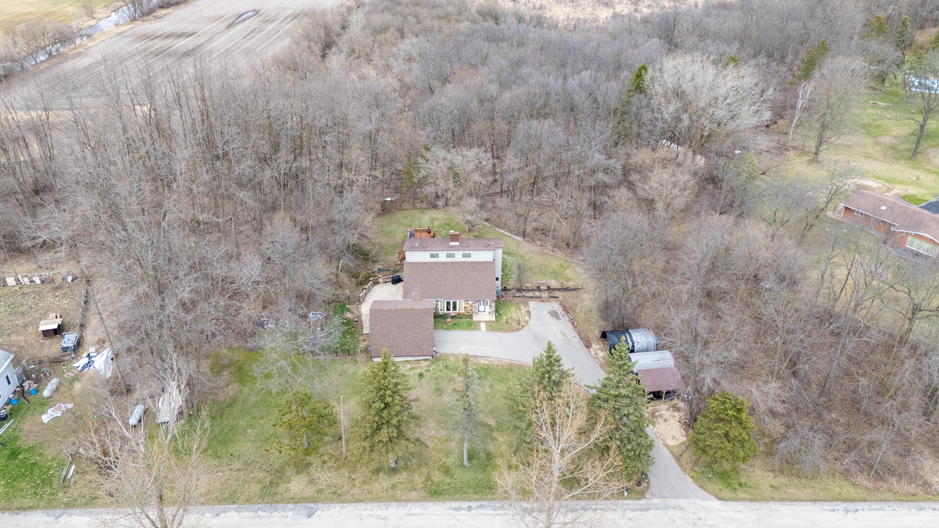 7224 Maple Lane Hartford, WI 53027 - Photo 36 of 44 Welcome Home!