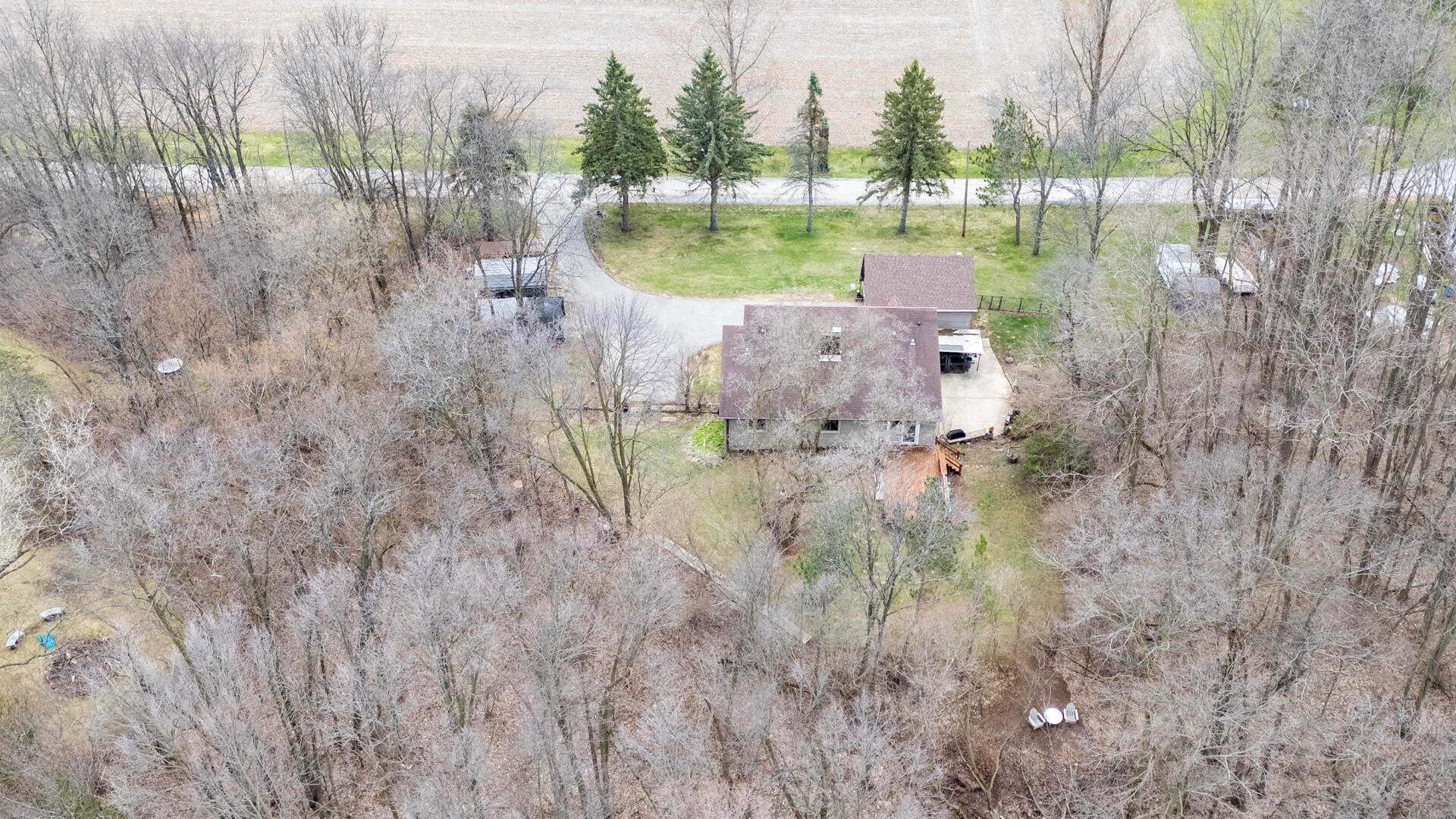 7224 Maple Lane Hartford, WI 53027 - Photo 38 of 44 Welcome Home!