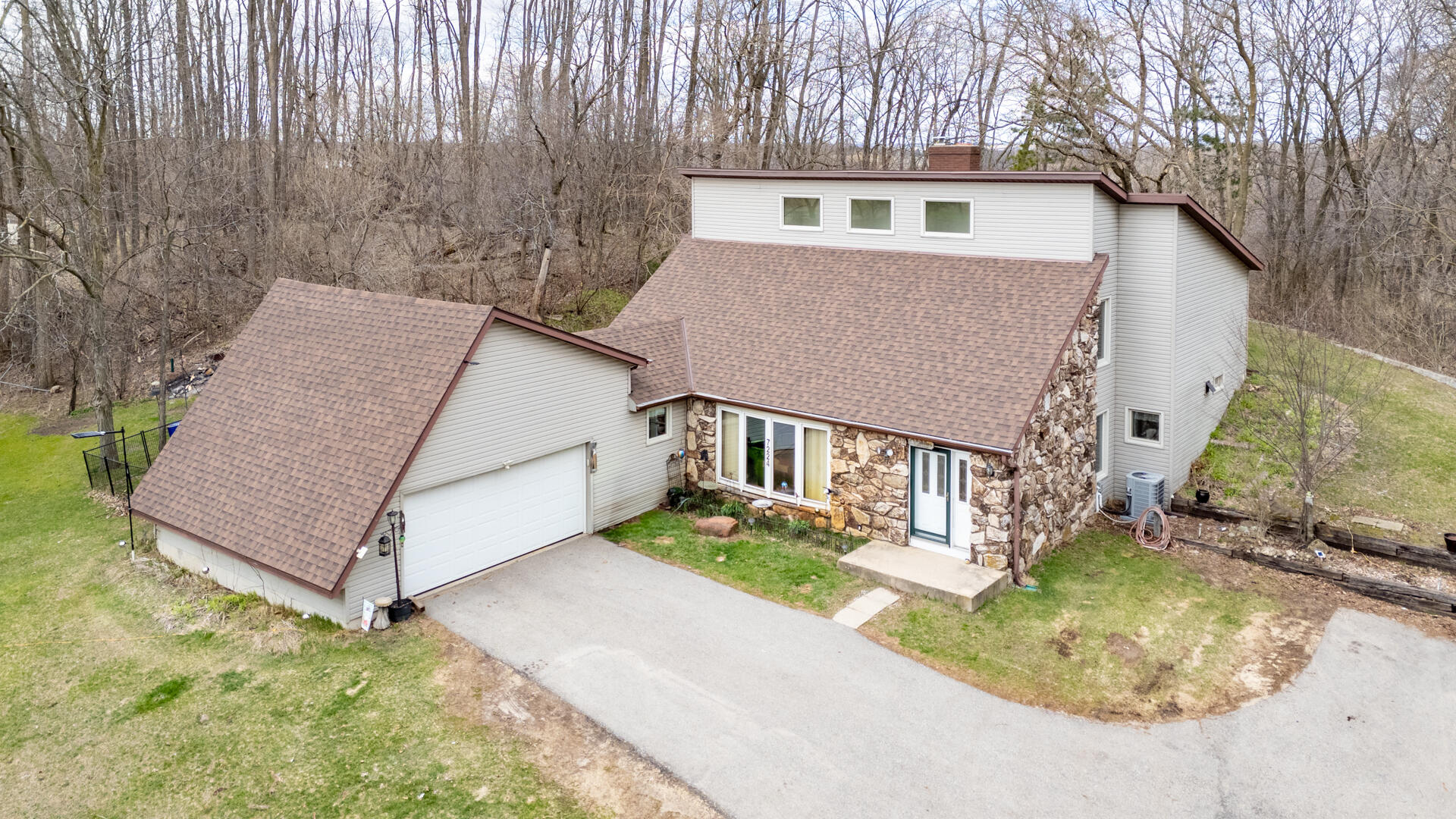 7224 Maple Lane Hartford, WI 53027 - Photo 40 of 44 Welcome Home!