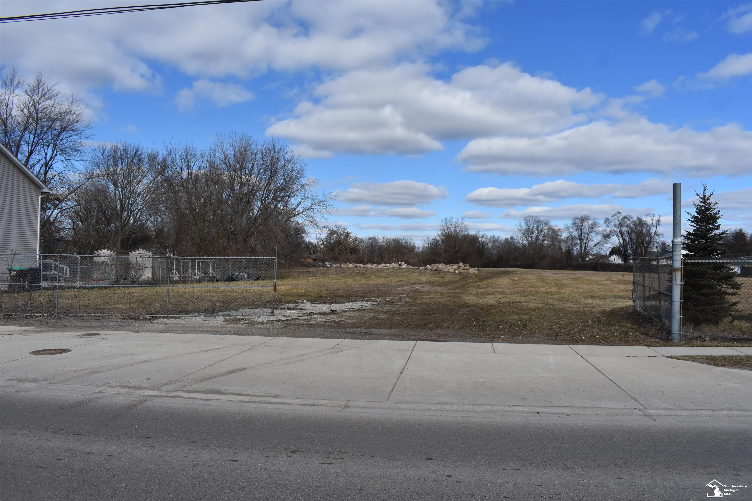 1 Redman Road Milan, MI 48160 - Photo 2 of 6