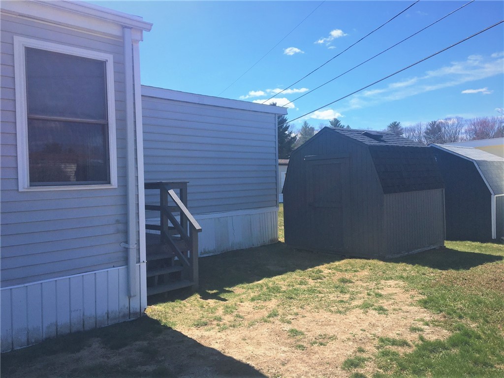 26 Lane D Coventry, RI 02816 - Photo 6 of 34 Gallery Image 6