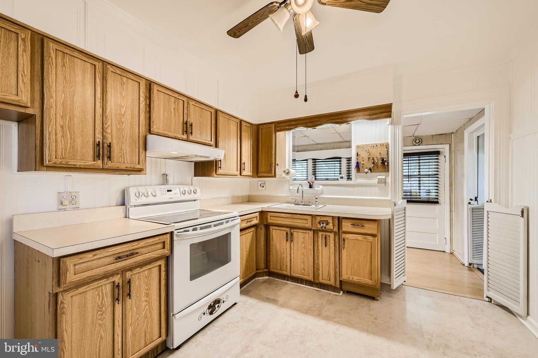 50 Riverside Road Essex, MD 21221 - Photo 8 of 25