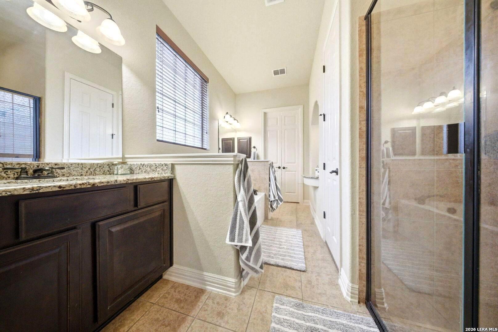 19003 Seminole Pass Garden Ridge, TX 78266 - Photo 10 of 30