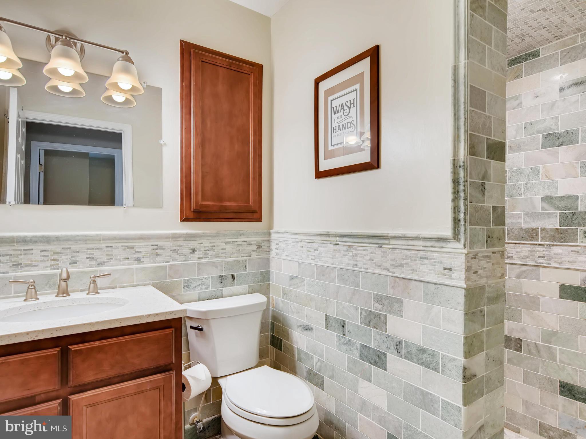 5703 Linton Road Sykesville, MD 21784 - Photo 17 of 51 Main Level Full Bathroom