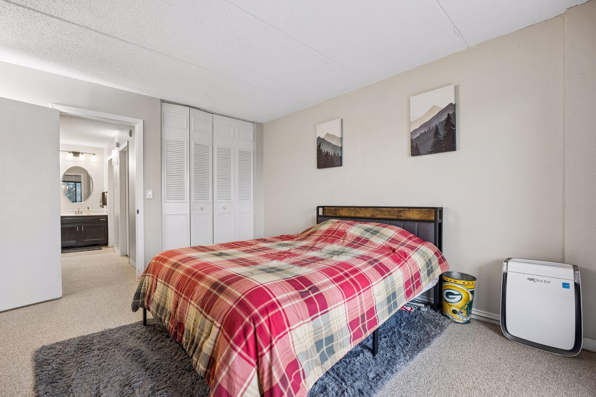 10411 Cedar Lk Road South, Unit 515 Hopkins, MN 55305 - Photo 9 of 19