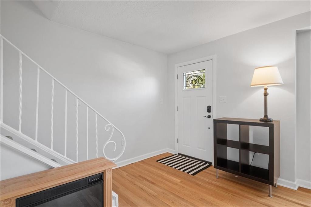 39 Seneca Pittsburgh, PA 15228 - Photo 3 of 25