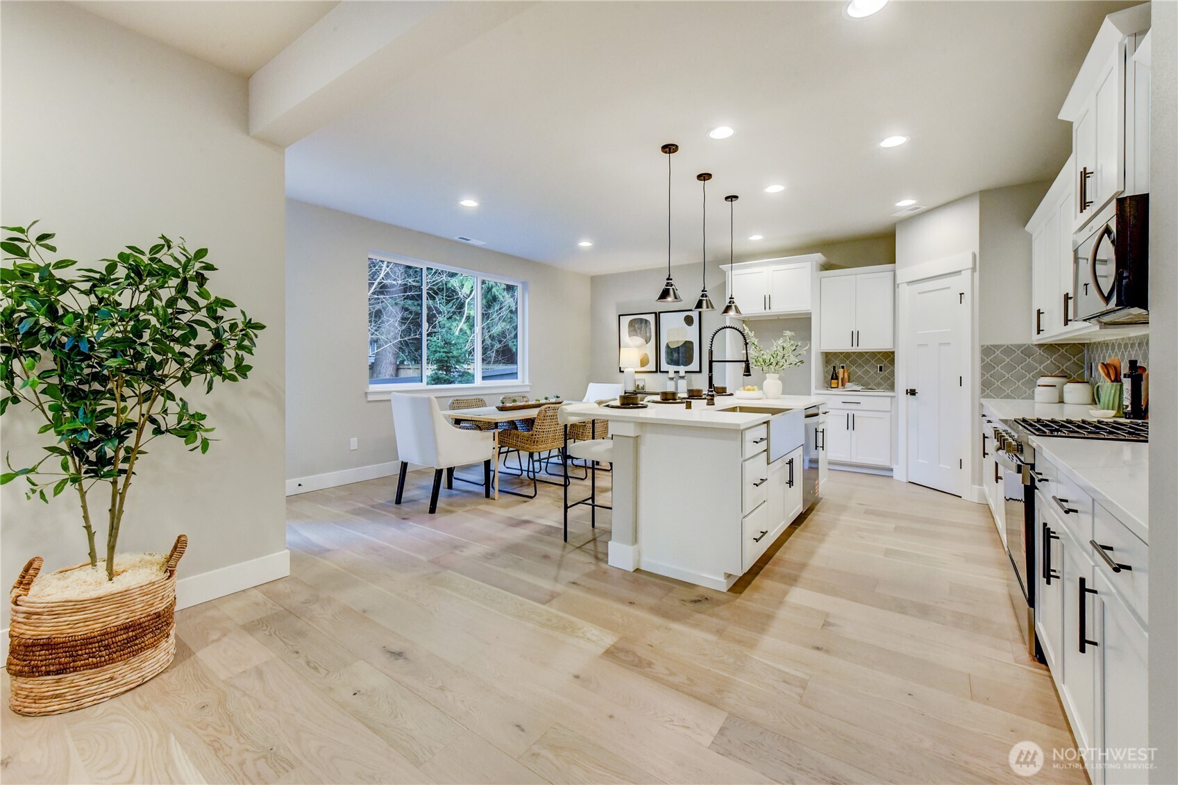 19229 Meridian Drive Southeast, Unit CW 14 Bothell, WA 98012 - Photo 8 of 31