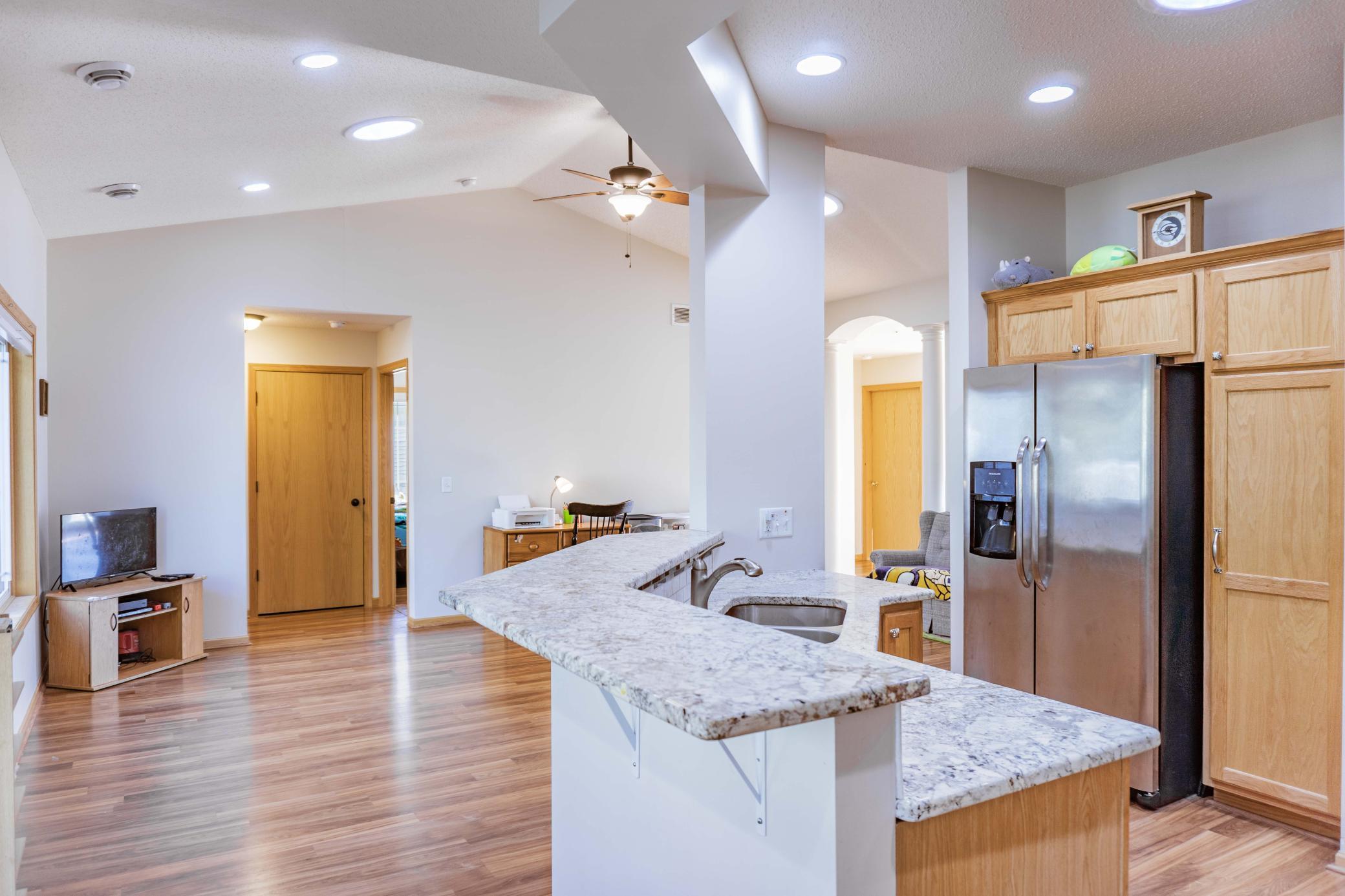 1427 Ravoux Lane Chaska, MN 55318 - Photo 18 of 69