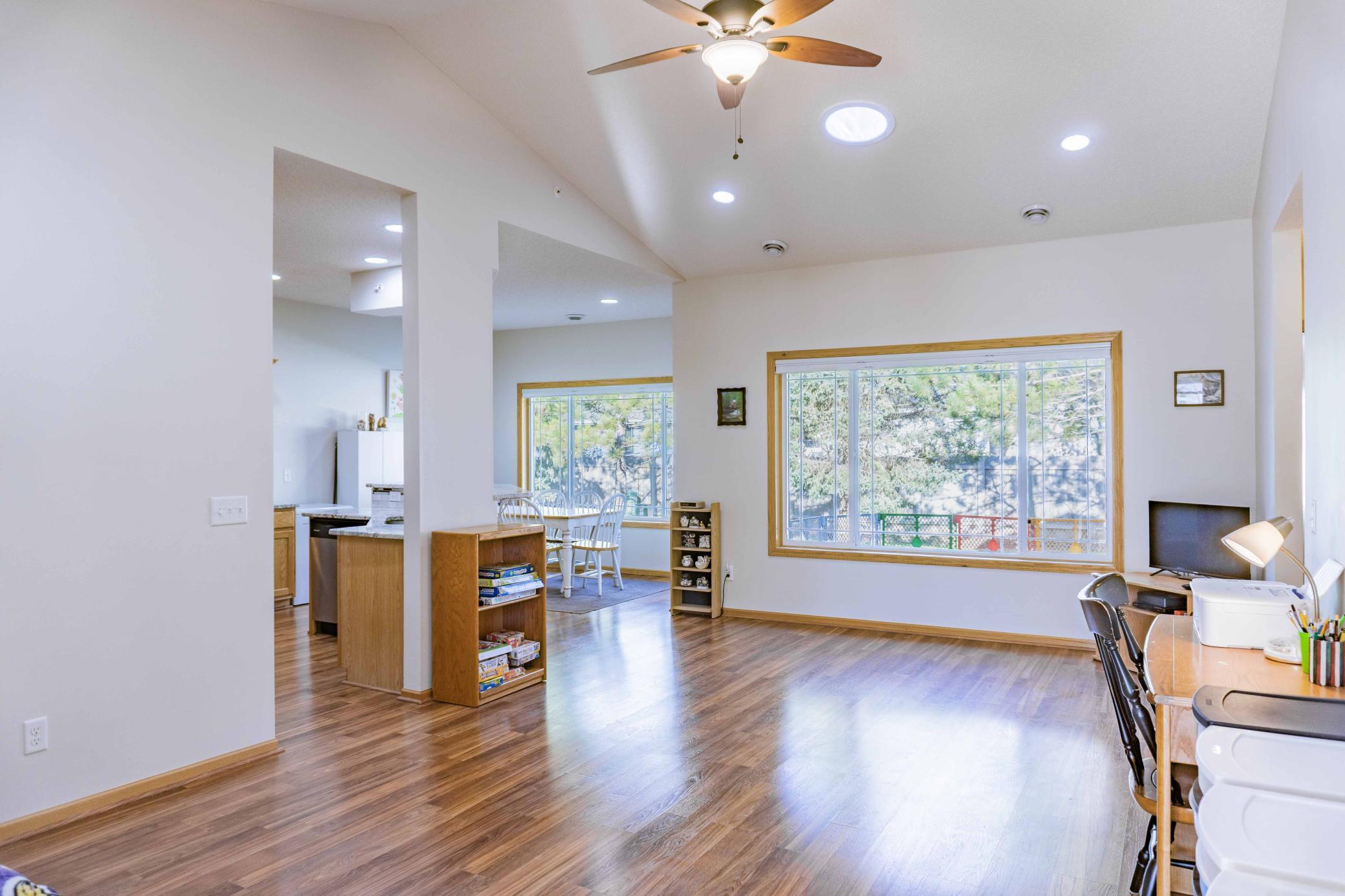 1427 Ravoux Lane Chaska, MN 55318 - Photo 20 of 69