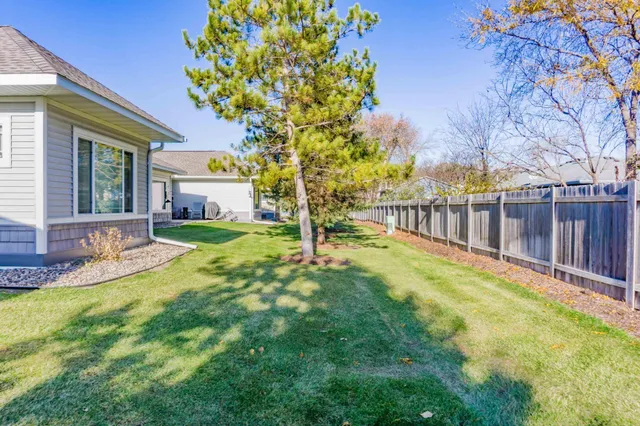 $355,000 | 1427 Ravoux Lane, Chaska, MN 55318