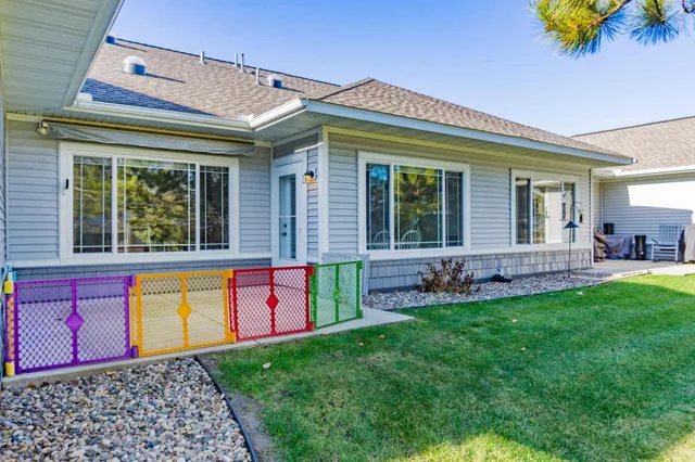 $355,000 | 1427 Ravoux Lane, Chaska, MN 55318