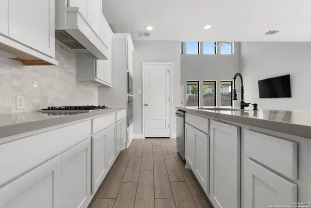 $445,000 | 6548 Mason, Schertz, TX 78108