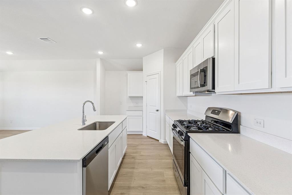 3736 Prairie Chapel Road Royse City, TX 75189 - Photo 4 of 19 Representative (5)