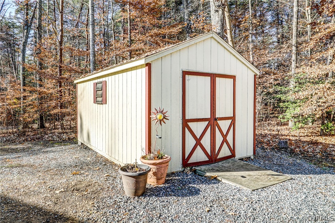 3733 Breaknock Road Bumpass, VA 23024 - Photo 40 of 47 Gallery Image 40