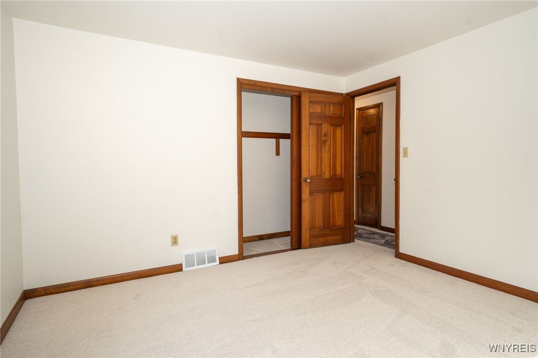 10545 County Road Clarence, NY 14031 - Photo 35 of 45 3