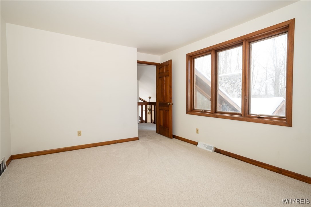 10545 County Road Clarence, NY 14031 - Photo 37 of 45 4