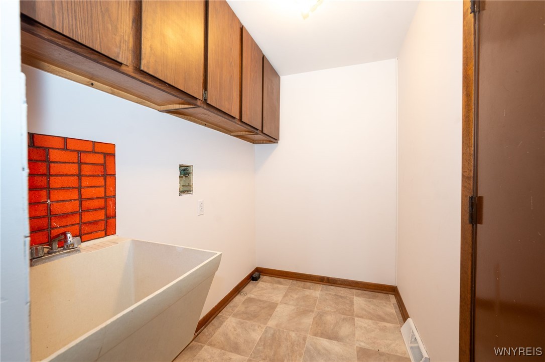 10545 County Road Clarence, NY 14031 - Photo 40 of 45