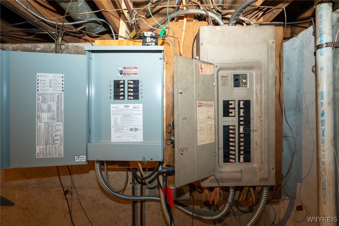 10545 County Road Clarence, NY 14031 - Photo 41 of 45