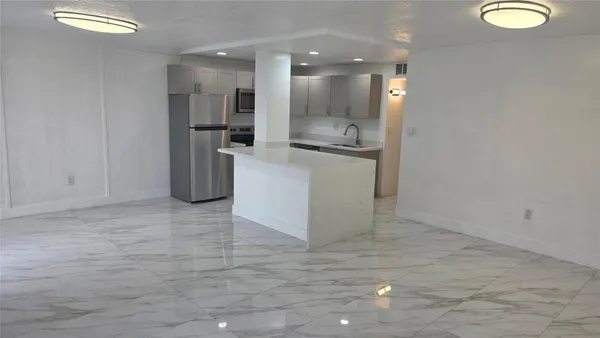 $1,950 | 1758 Northwest 55th Avenue, Unit 101, Lauderhill, FL 33313