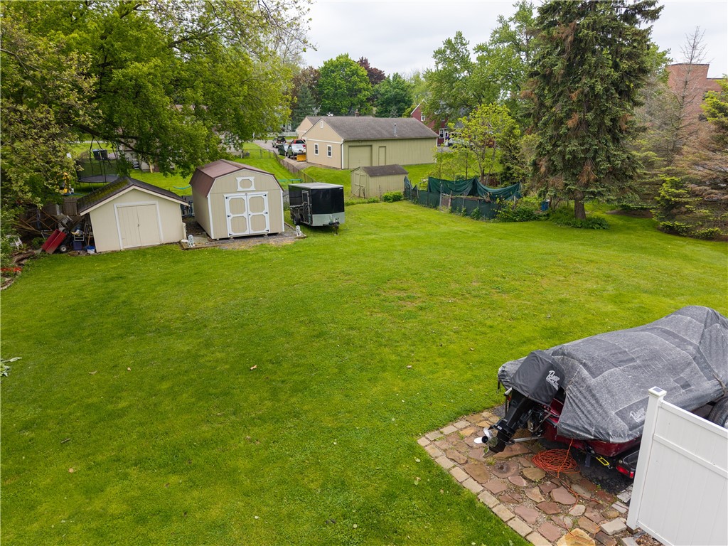 489 Plank Road Penfield, NY 14580 - Photo 6 of 47