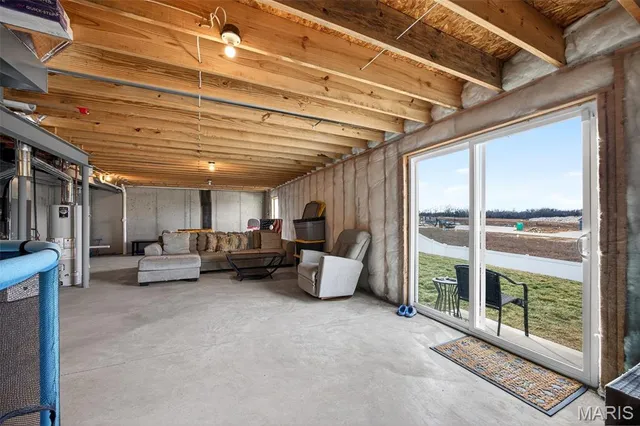 $438,775 | 349 Valley Bluff Drive, Wentzville, MO 63385