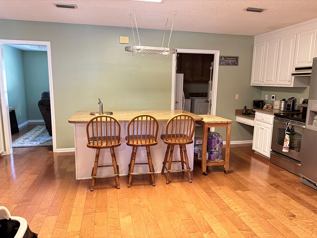 301 South Oak Ridge Drive Enterprise, AL 36330 - Photo 10 of 54