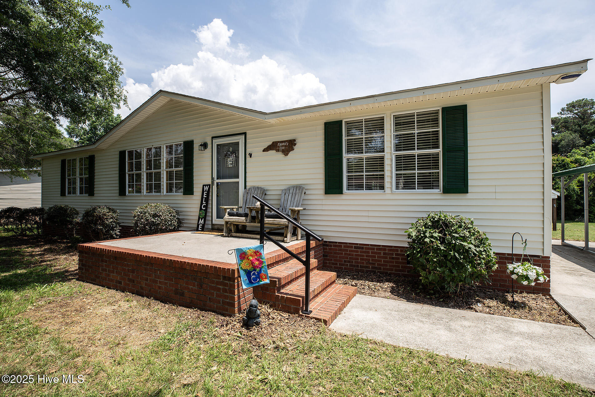 305 Moores Landing Road Hampstead, NC 28443 - Photo 4 of 45 MooresLanding305-1FShaneL33A0681 copy