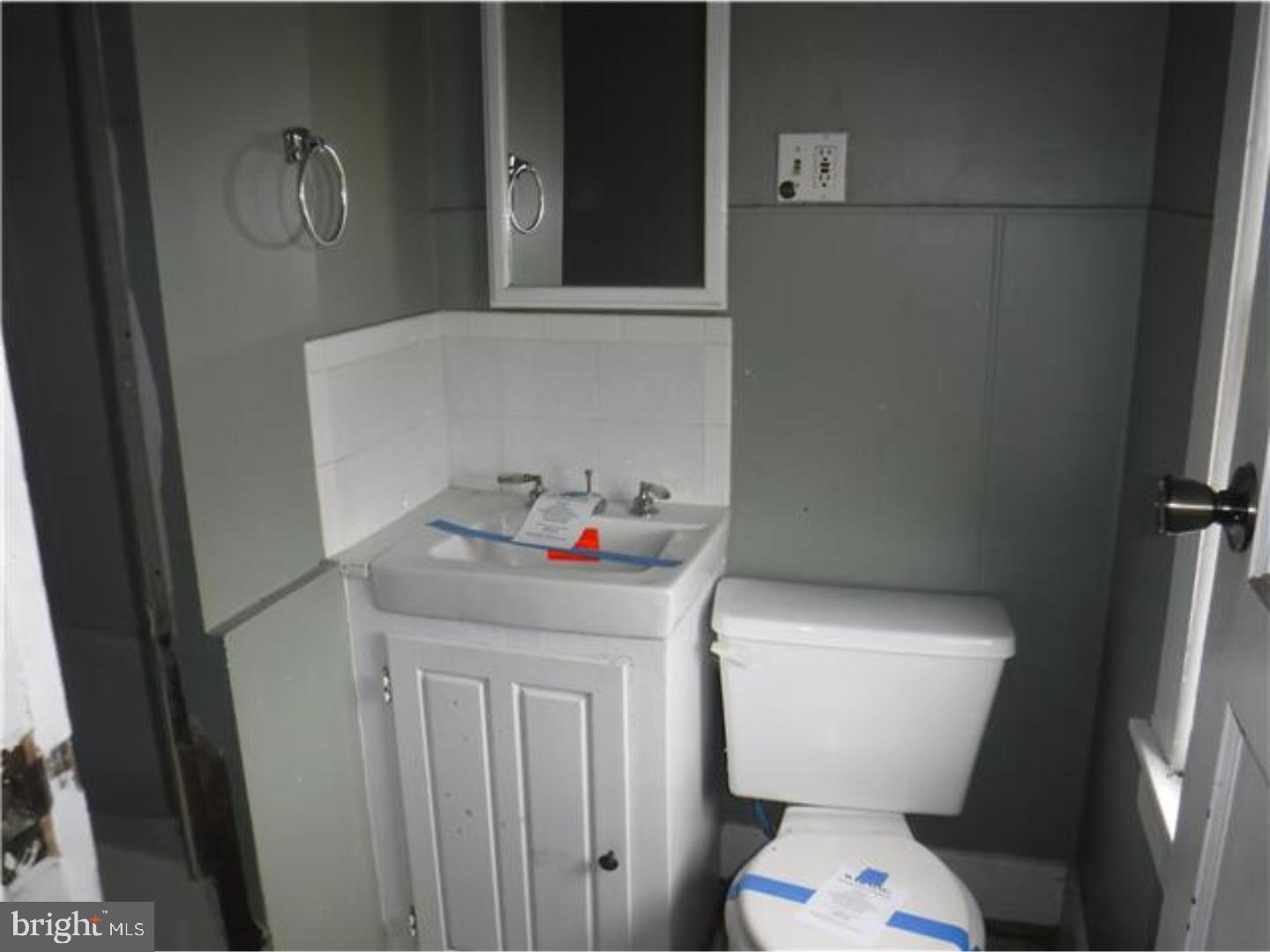 176 East Walnut Road Vineland, NJ 08360 - Photo 13 of 25 Bathroom
