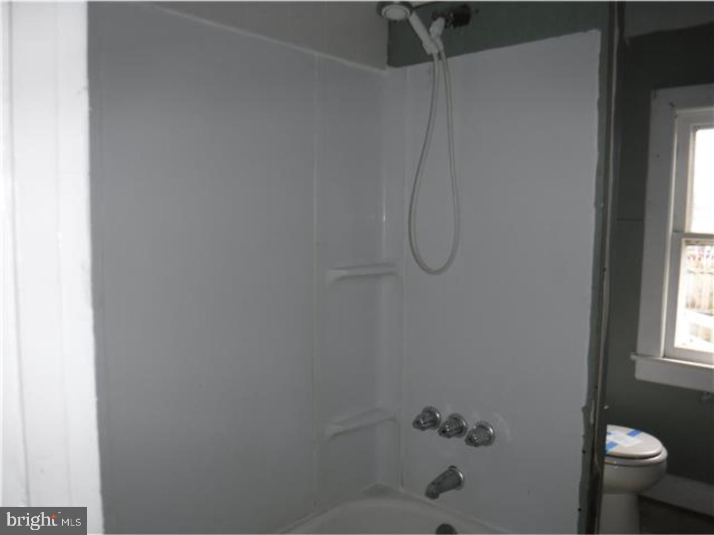 176 East Walnut Road Vineland, NJ 08360 - Photo 14 of 25 Bathroom