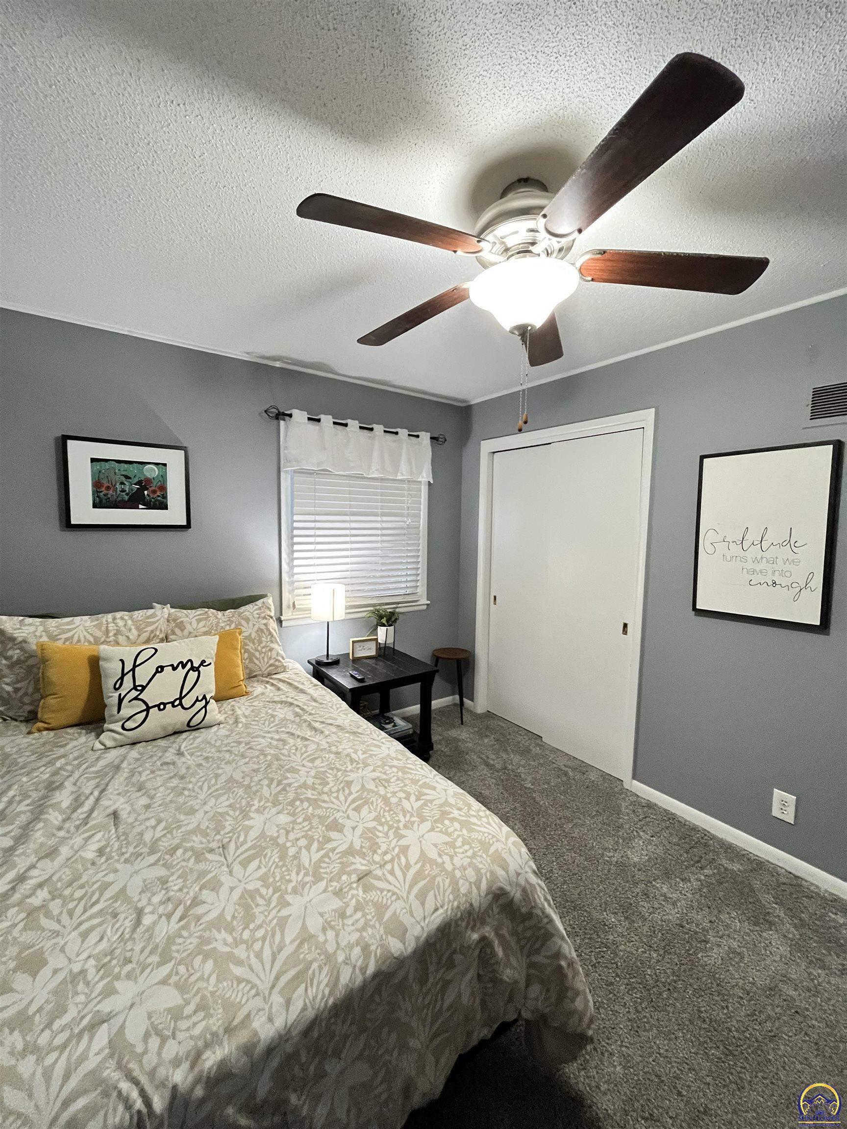 3337 Southwest Arrowhead Road Topeka, KS 66614 - Photo 13 of 32