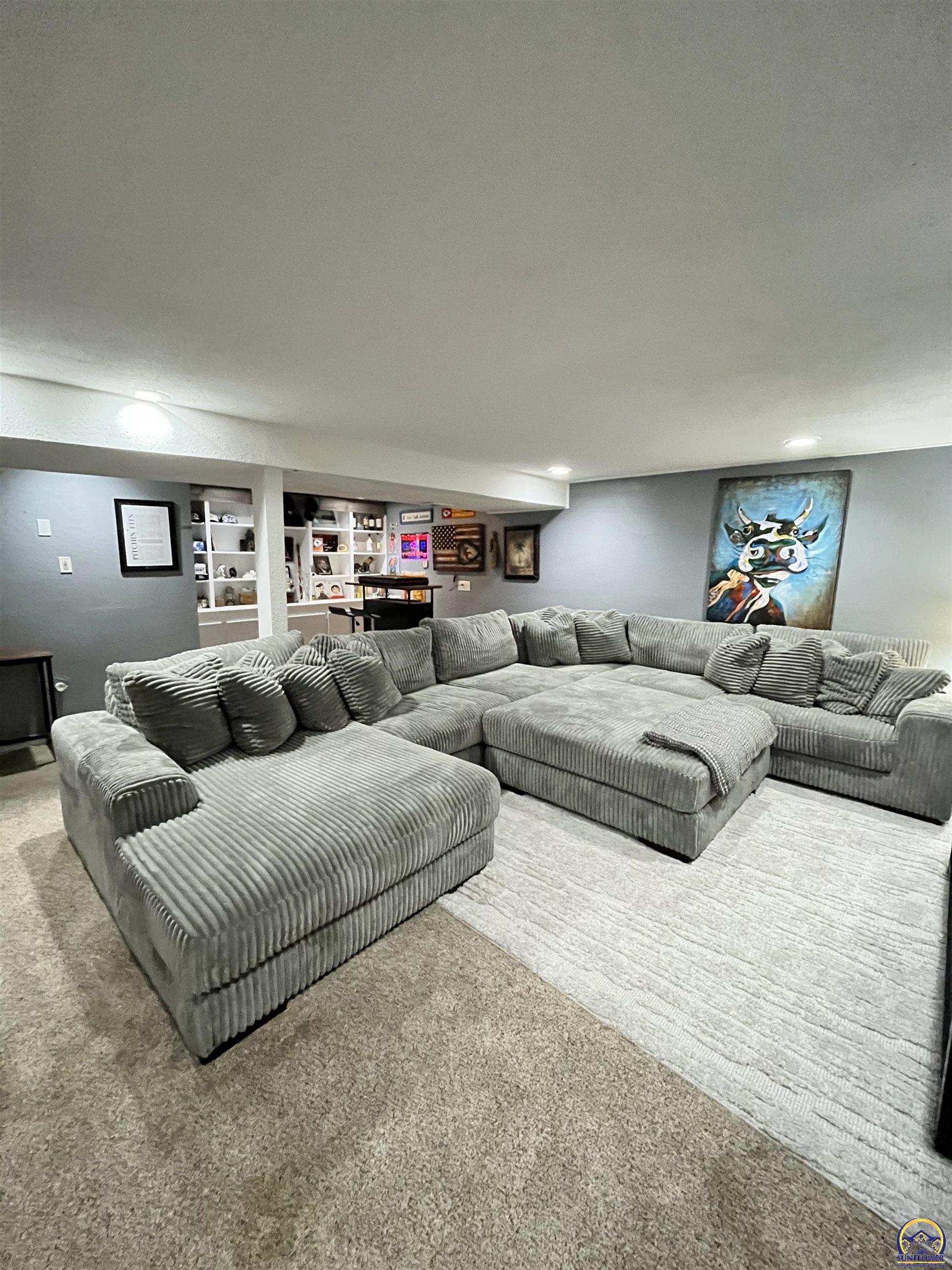 3337 Southwest Arrowhead Road Topeka, KS 66614 - Photo 25 of 32