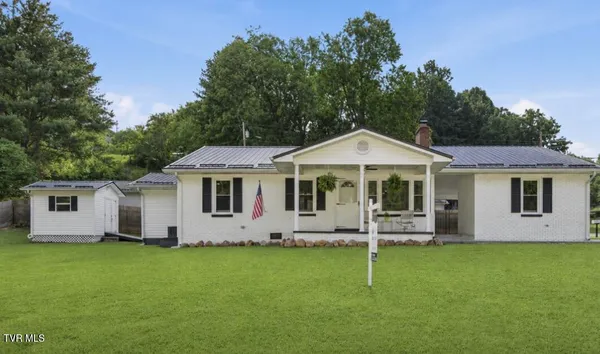 $389,000 | 103 Commodore Avenue, Elizabethton, TN 37643