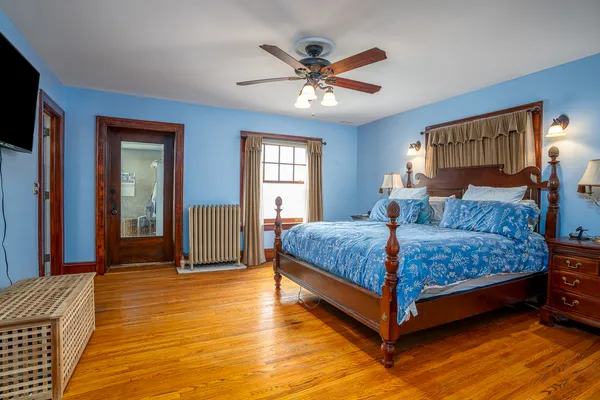 $575,000 | 1008 Mississippi Avenue, Davenport, IA 52803