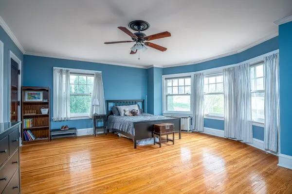$575,000 | 1008 Mississippi Avenue, Davenport, IA 52803