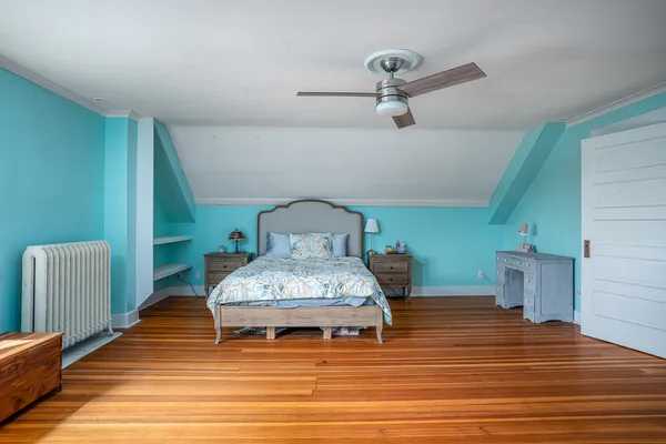 $575,000 | 1008 Mississippi Avenue, Davenport, IA 52803