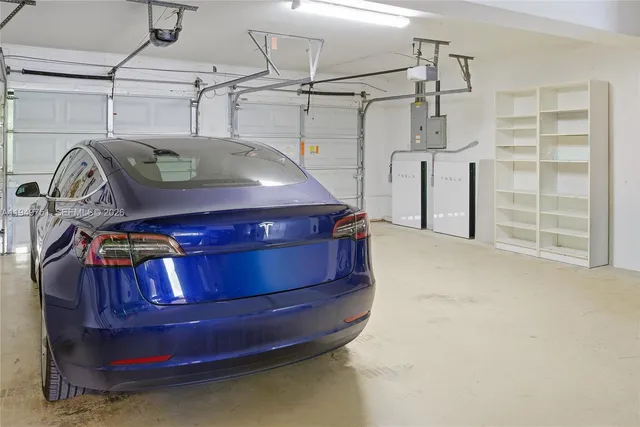 a view of livingroom with furniture