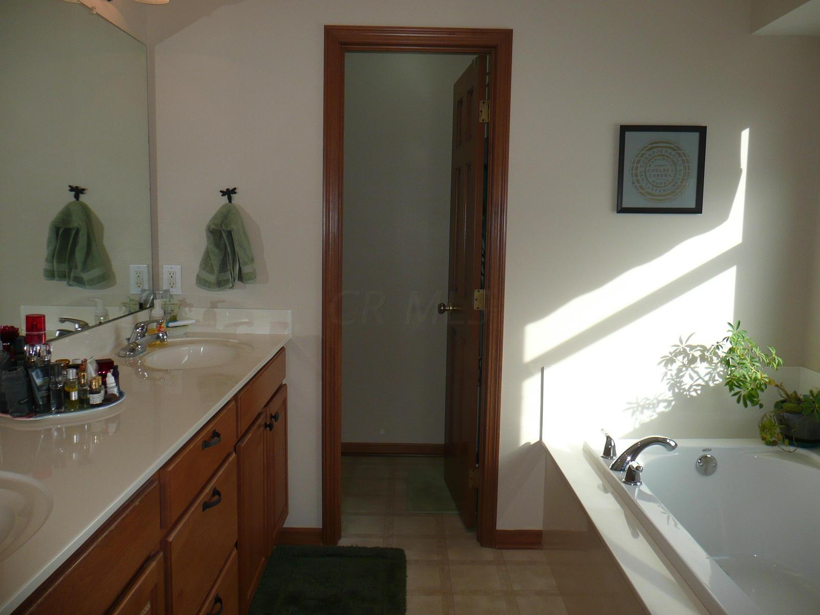 1258 Case Road Delaware, OH 43015 - Photo 32 of 43