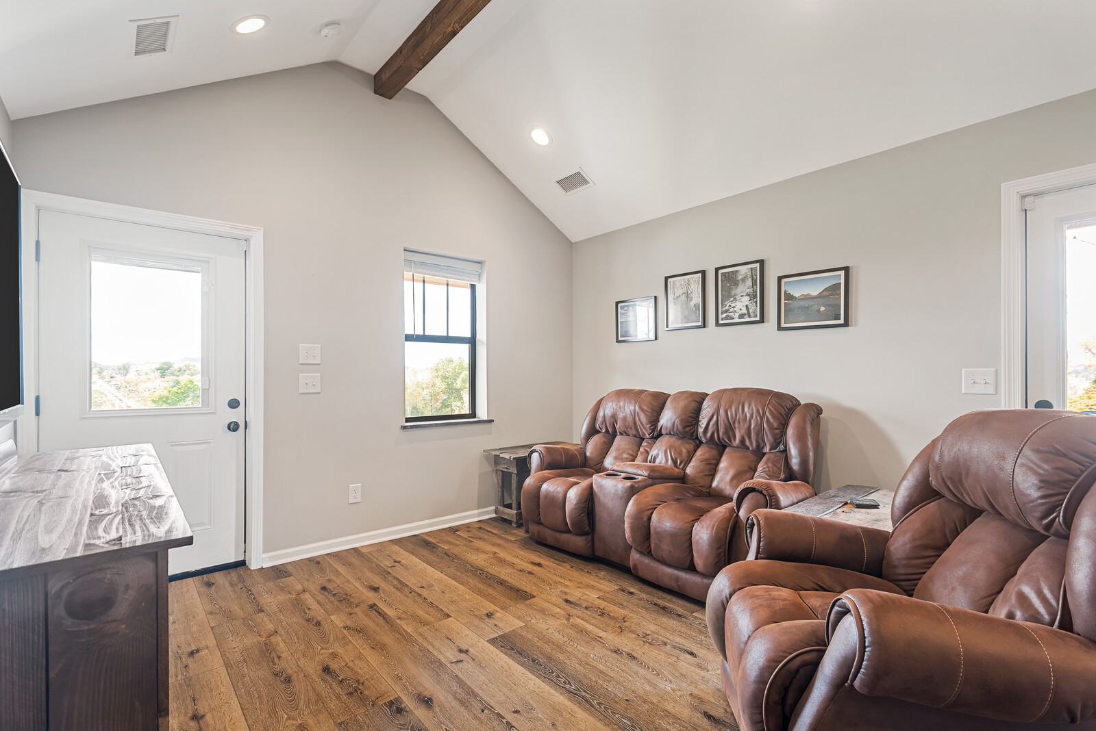 791 Coon Branch Road Alexandria, TN 37012 - Photo 8 of 33 a bedroom with furniture and a couch
