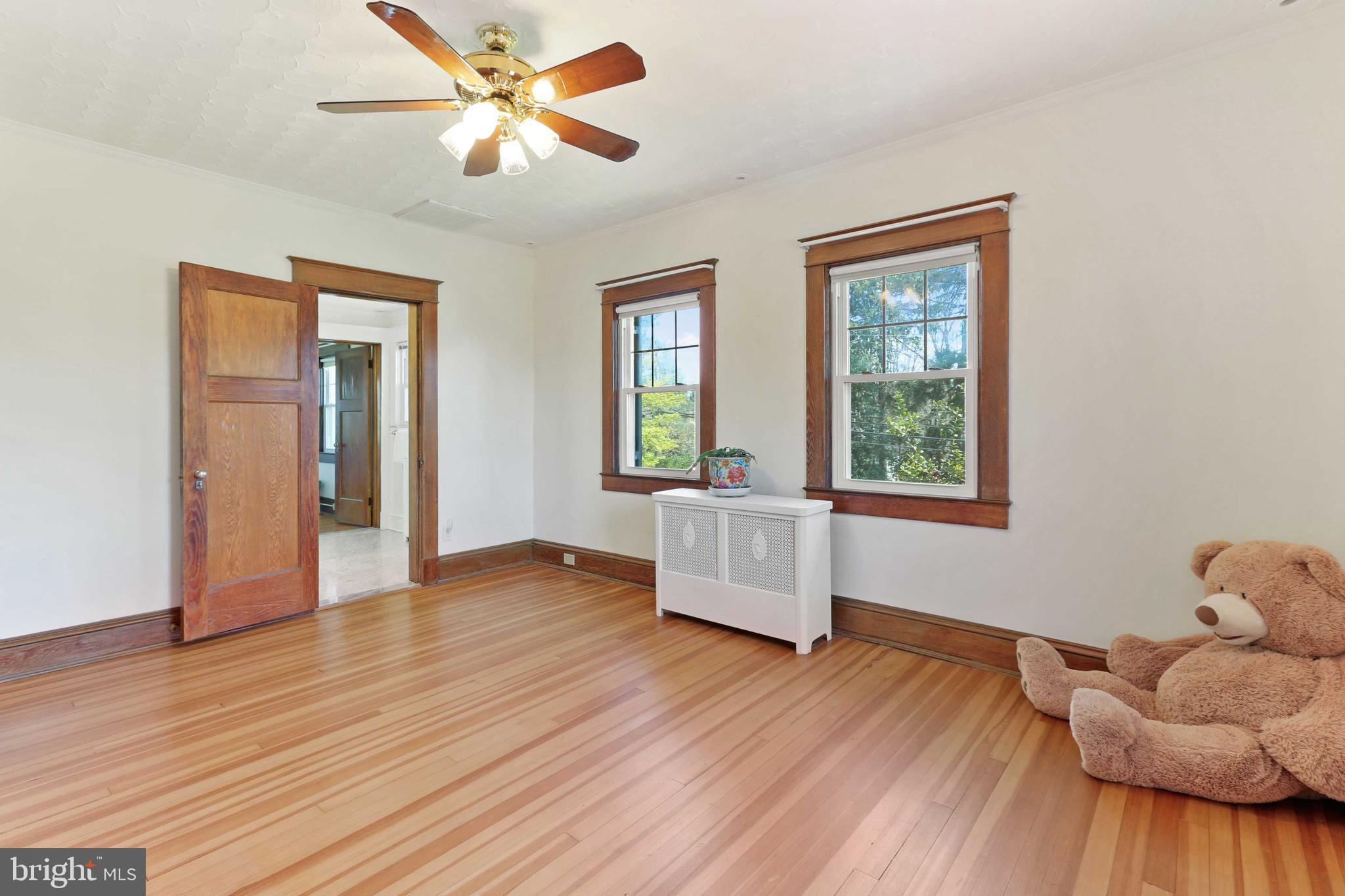 104 North Rolling Road Catonsville, MD 21228 - Photo 35 of 86 2nd BR w/optional access to Primary Bath