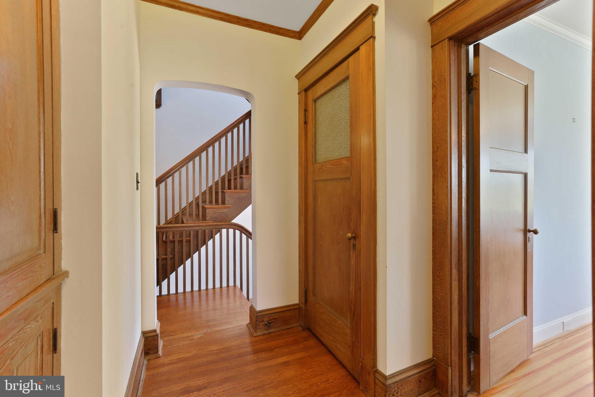 104 North Rolling Road Catonsville, MD 21228 - Photo 41 of 86 Access to back staircase