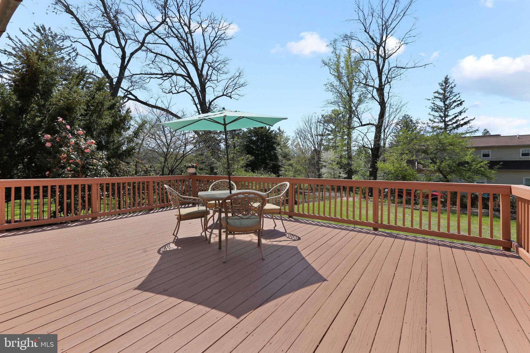 104 North Rolling Road Catonsville, MD 21228 - Photo 63 of 86 View of yard from deck