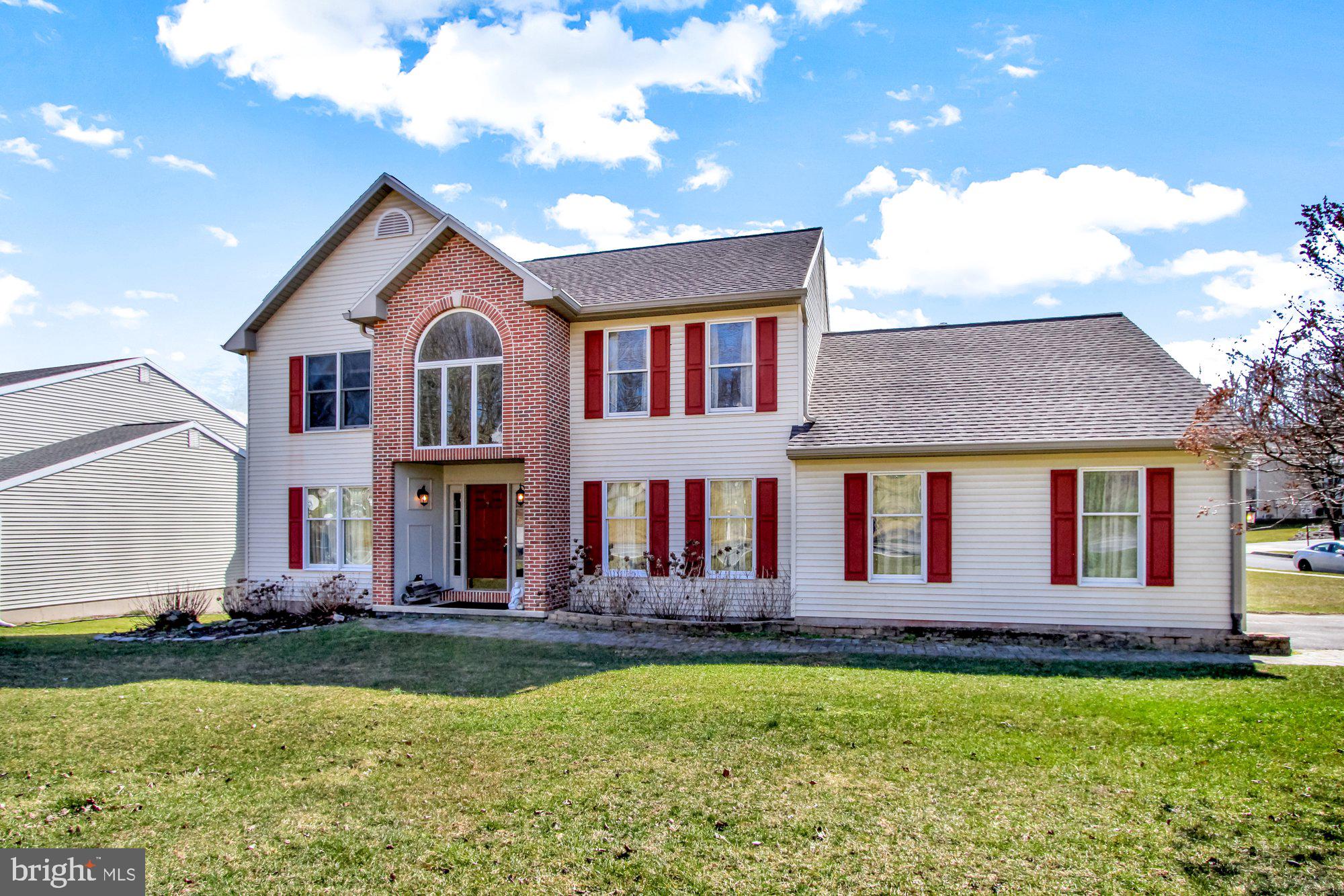 4372 Painted Sky Road Reading, PA 19606 - Photo 2 of 36 Gallery Image 2