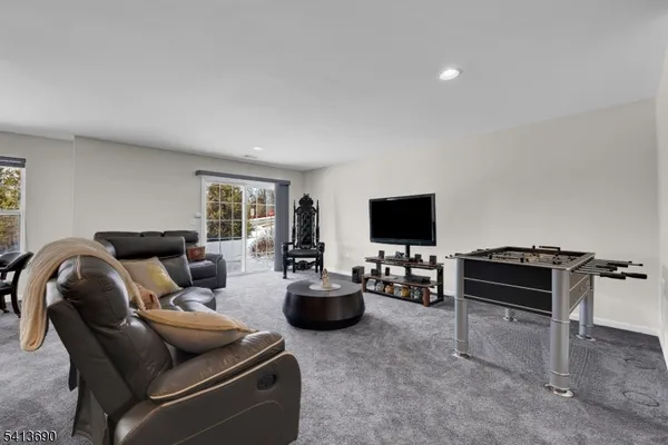 $550,000 | 29 Blazingstar Way, Hackettstown, NJ 07840