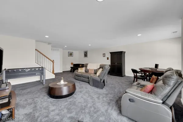 $550,000 | 29 Blazingstar Way, Hackettstown, NJ 07840