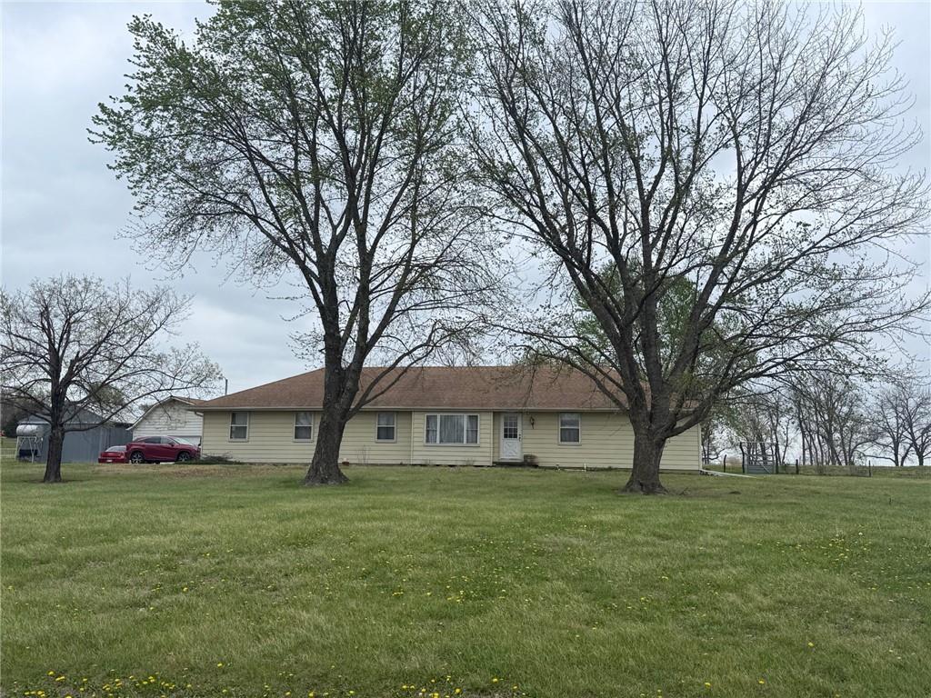 34255 Lookout Road Osawatomie, KS 66064 - Photo 1 of 5