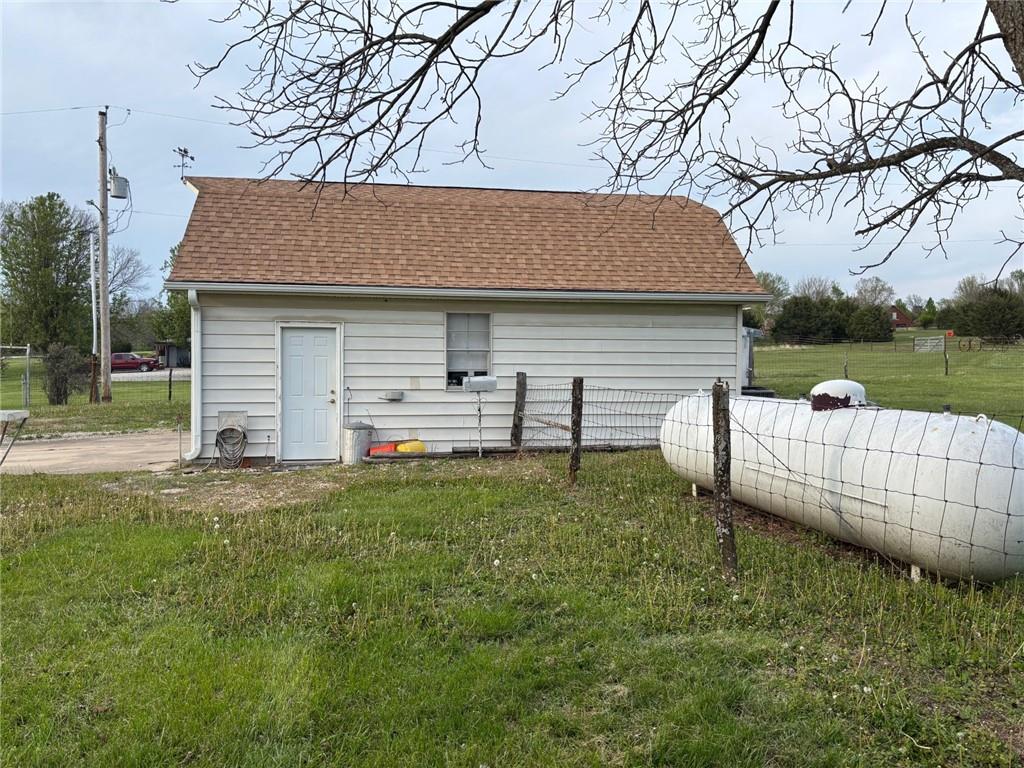 34255 Lookout Road Osawatomie, KS 66064 - Photo 4 of 5